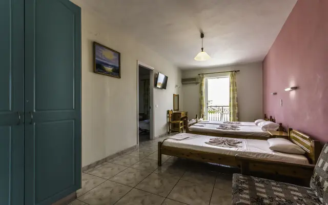 Vossos Hotel Apartments