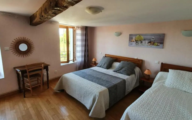 Gîte Saint-Paul-de-Vézelin, 4 pièces, 8 personnes - FR-1-496-87