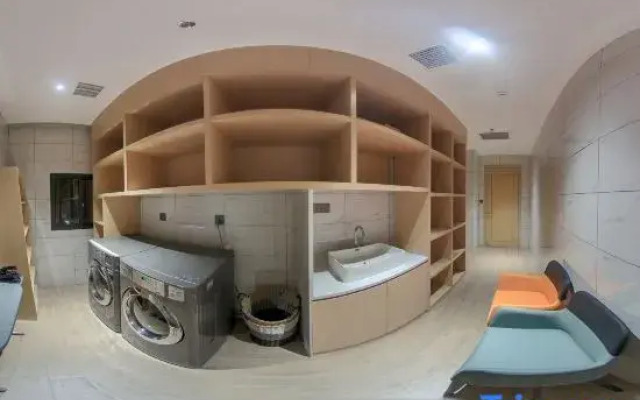 Vienna International Hotel (Yongjian Chang Avenue Financial Building)