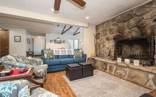 Cub House by Taylor Made Deep Creek