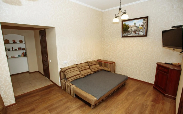 Apartment near Museum