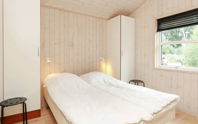 5 Star Holiday Home in Hals