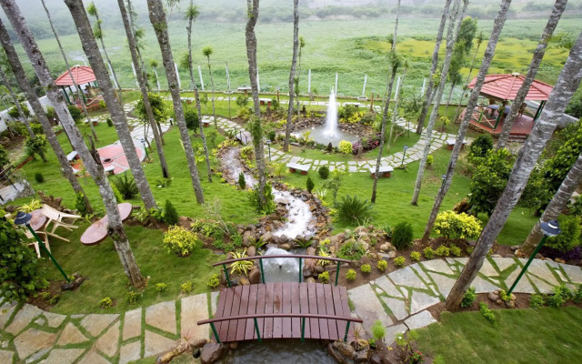 Happy Nest Resort