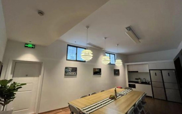 Songhua Business Hotel