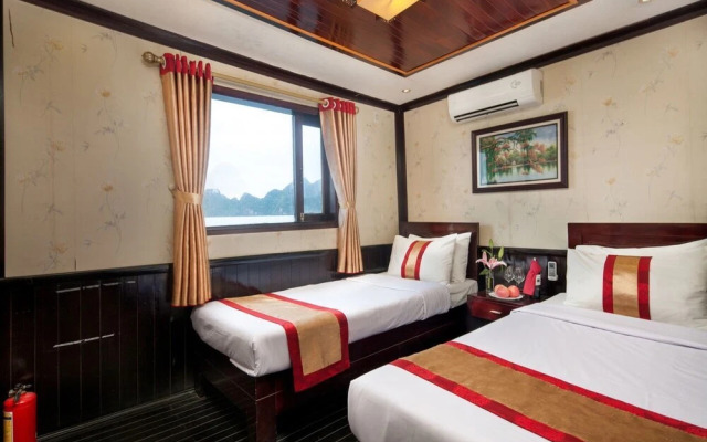 Halong Moonlight Cruises