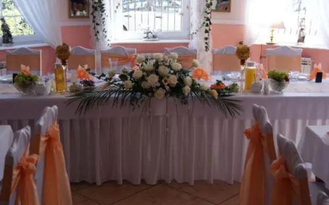Cezar Hotel