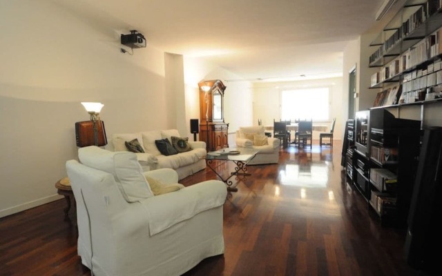 Апартаменты Toflorence Apartments - Oltrarno Флоренция комната для гостей