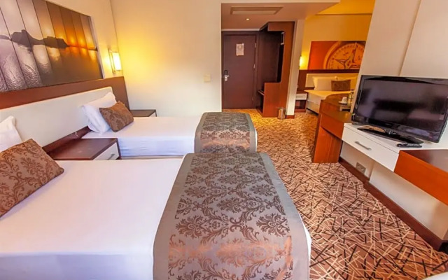 Tuna Hotel