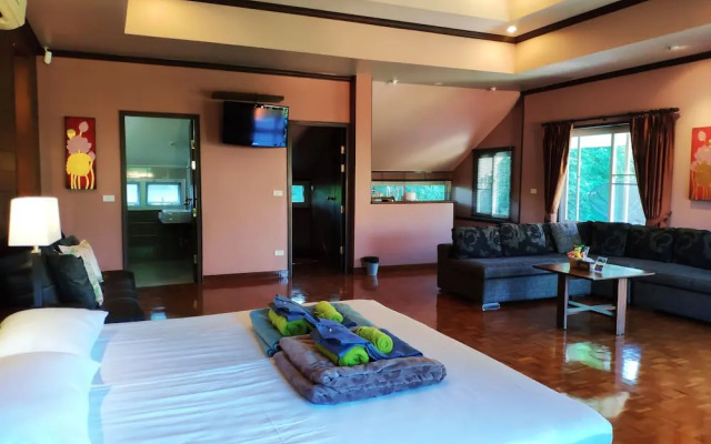 Momoka Luxury Villa