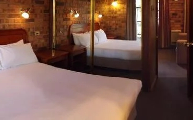 The Carrington Inn - Bungendore