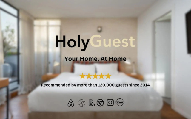 Sunny 3BR Penthouse near the Beach by HolyGuest