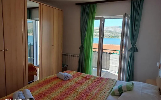Apartments Joško - 70 m from beach