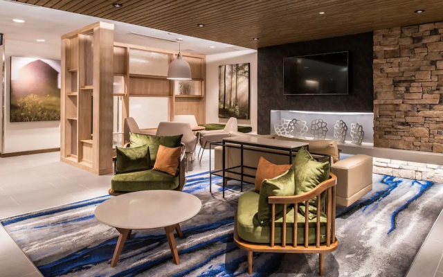 Fairfield Inn & Suites Staunton