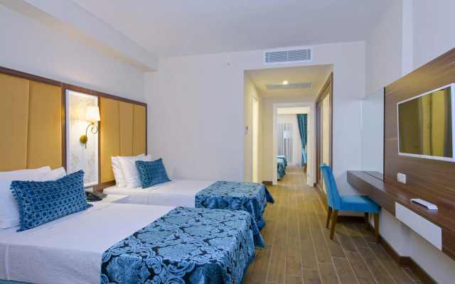 Albahir Deluxe Hotel