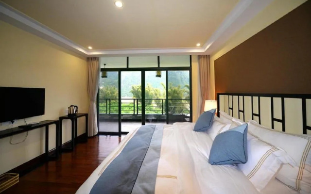 Yangshuo Xingping Island Resort