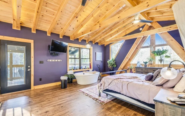 Whispering Waters 1 Bedroom Cabin by Redawning