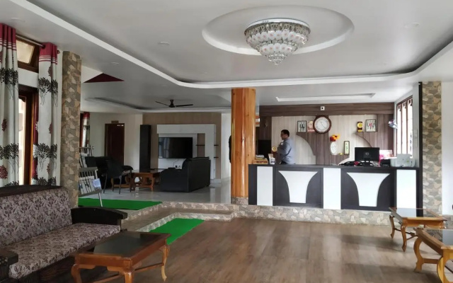 Ziro Palace Inn