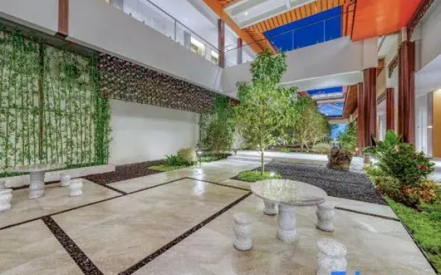 Yinshe Hotel (Pingguo Yangming Cultural Park)