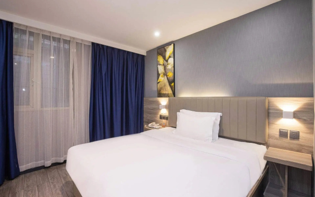 7 Days Inn (Chongqing Yuanjiagang Olympic Sports Center)