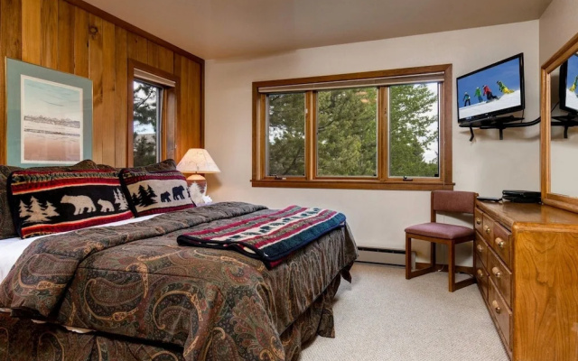 Abode at Teewinot Cabin