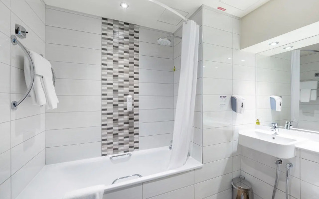 Premier Inn Doha Airport