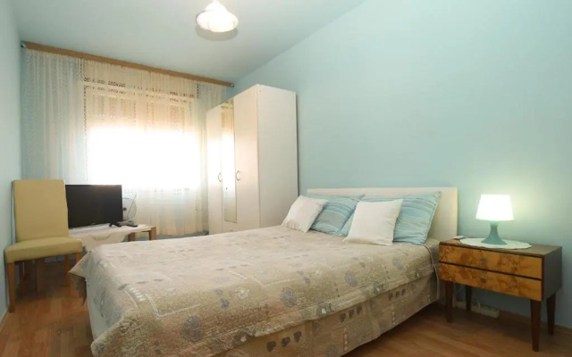 Apartment Momcilo 1995