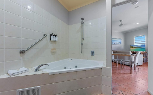 Spa Haven 18B Top Floor In Room Spa