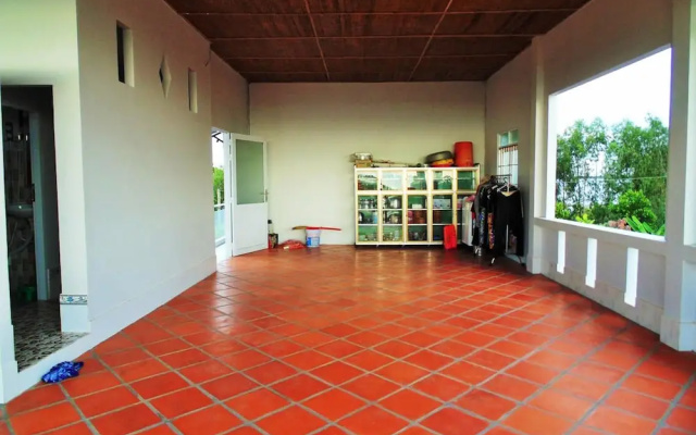Tram Chim Homestay