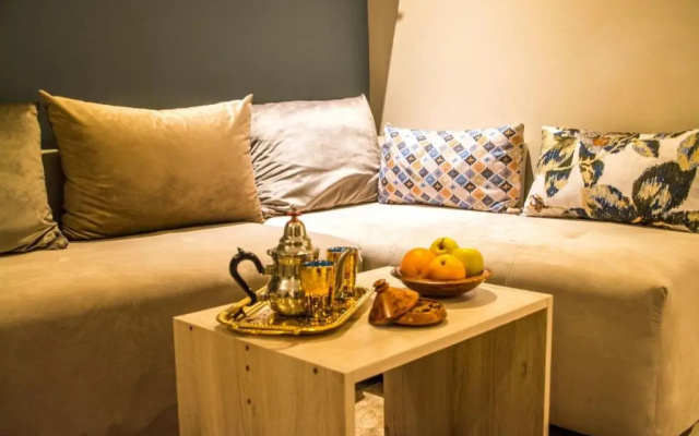 Beau Studio, cozy, Quartier vivant, proche de tous