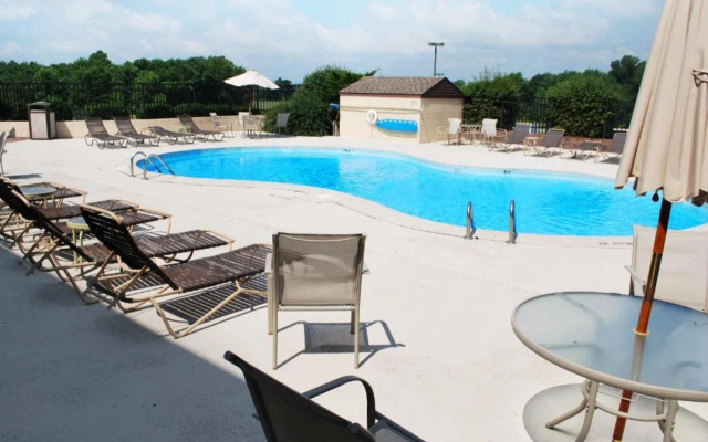 Clarion Pointe Jasper