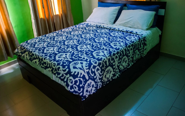 Summer Vista Ensuit Hotel