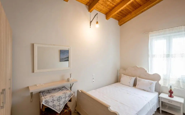 Kiko, the Coastline house