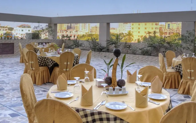 Nirvana Inn Hotel Complex