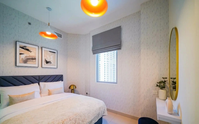 Magnificent Two Bedroom Beachfront