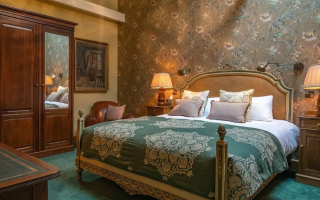 Albero Bedrooms