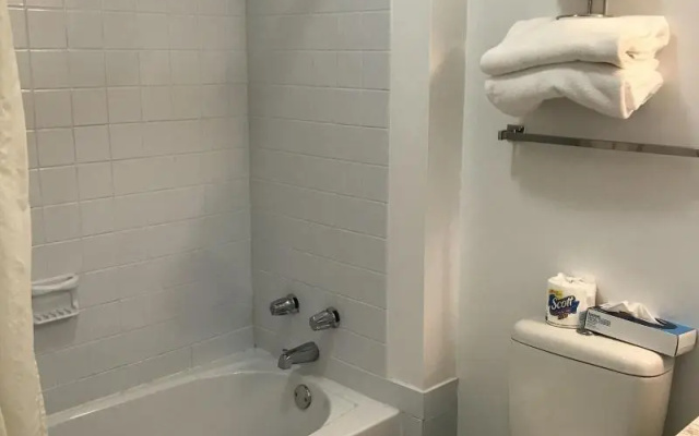 Grand Traverse Motel