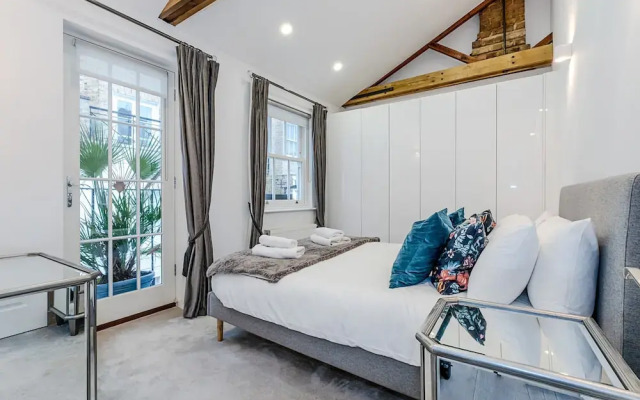 Stanhope Mews Style - 4sms