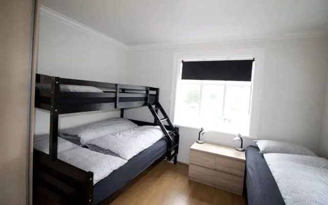 Steinaskjól Guesthouse