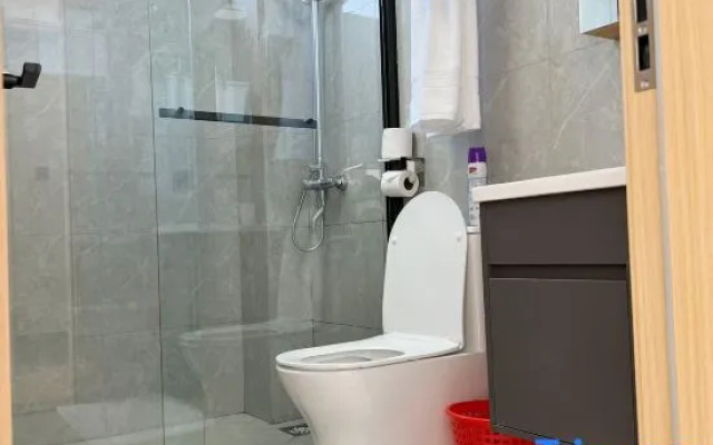 Modern 2 Bed, 2 Bath with Gym & Pool Kilimani