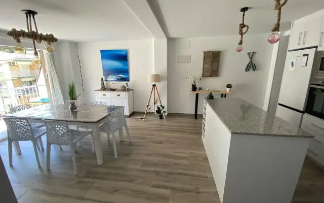 Sea View Apartment 50 Meters From the Beach