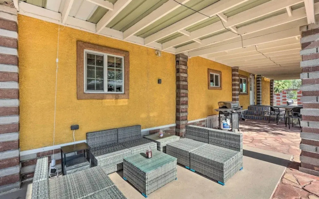 Charming Tucson Home w/ Covered Patio & Grill!