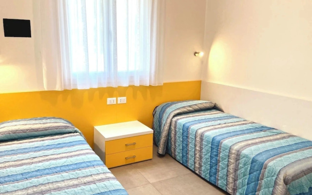 Flat With Parking Near the Beach