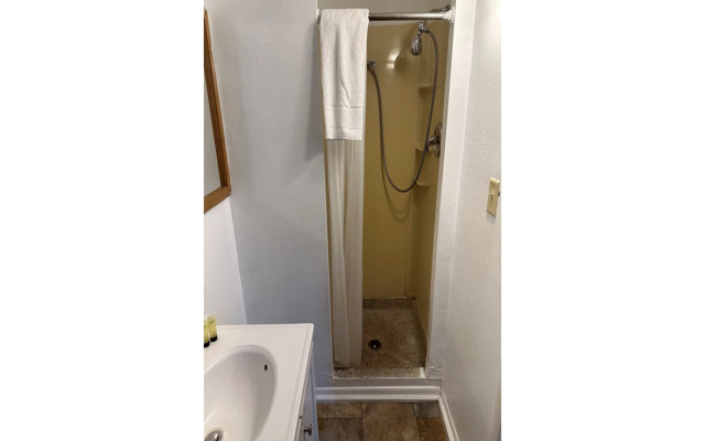 Love Hotels Timberline By OYO Lake Superior