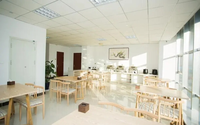 GreenTree Inn Smart Selection Hotel (Qianxi Passenger Transport Terminal Branch)