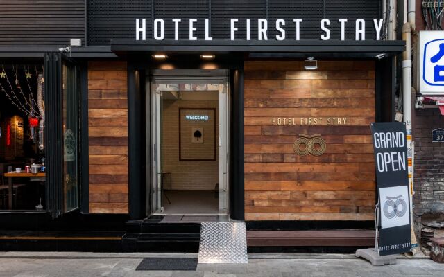 Отель First Stay Hotel Южная Корея, Сеул - отзывы, цены и фото номеров - забронировать отель First Stay Hotel онлайн вид на фасад