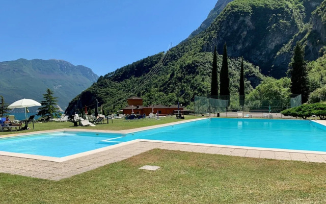 Sky&Pool Dom