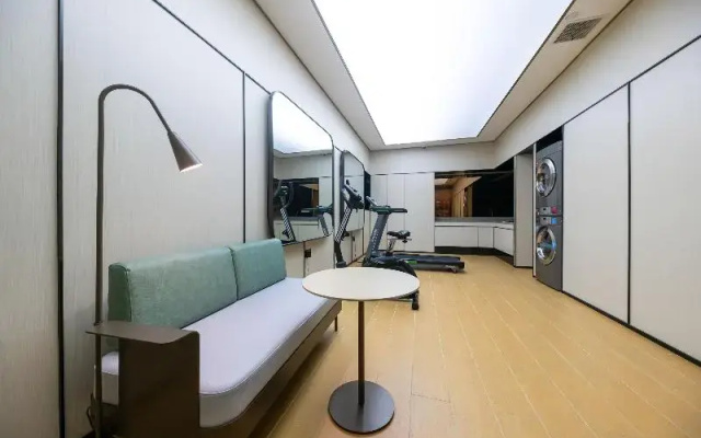 Ji Hotel (Shanghai Orient Yide City)