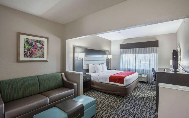 Comfort Suites Lewisville - Dallas