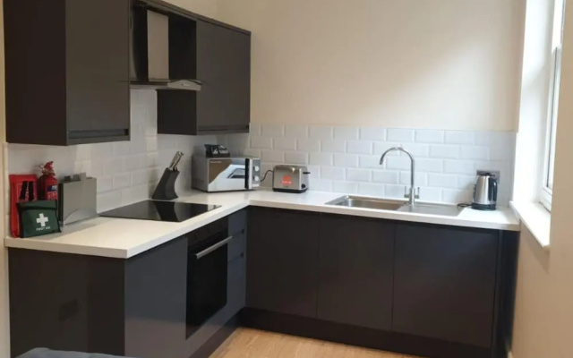 Luxe One Bed W/city View Near Ipswich Waterfront