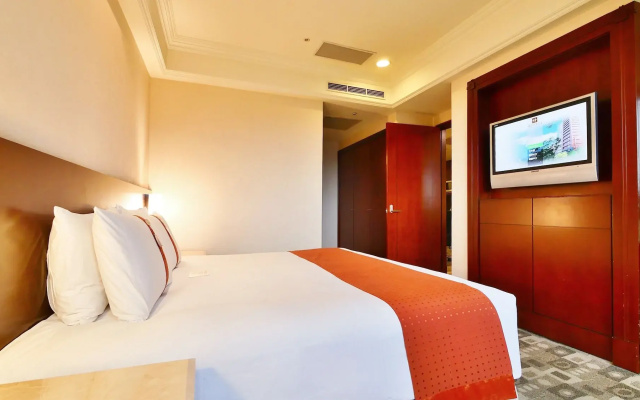 HiONE Holiday Hotel Taipei